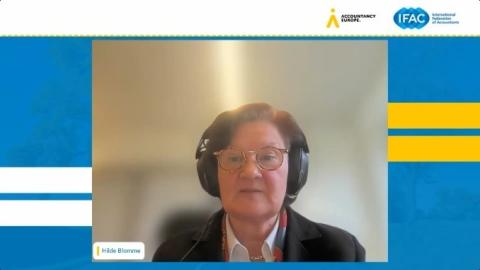 Hilde Blomme in a webinar meeting 